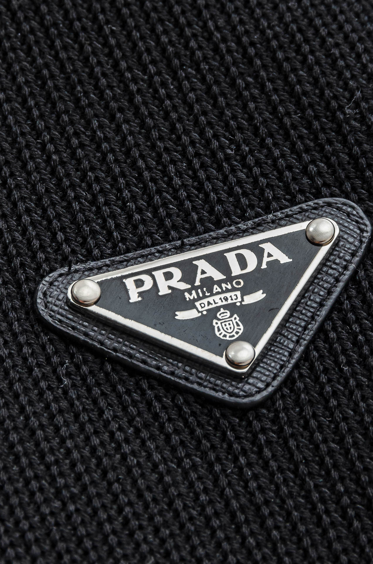 普拉达Prada 2025FW新品 空气层肌理感客供进口舒适透气挺括版 拼皮料修饰拉链翻领长袖男士卫衣#