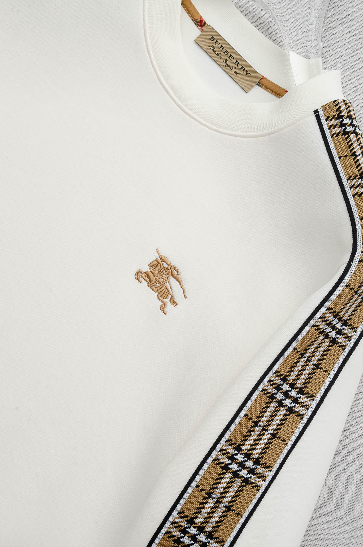 BURBERRY 2025FW新品 空气层肌理感客供进口舒适透气挺括版 拼皮料修饰拉链翻领长袖男士卫衣#