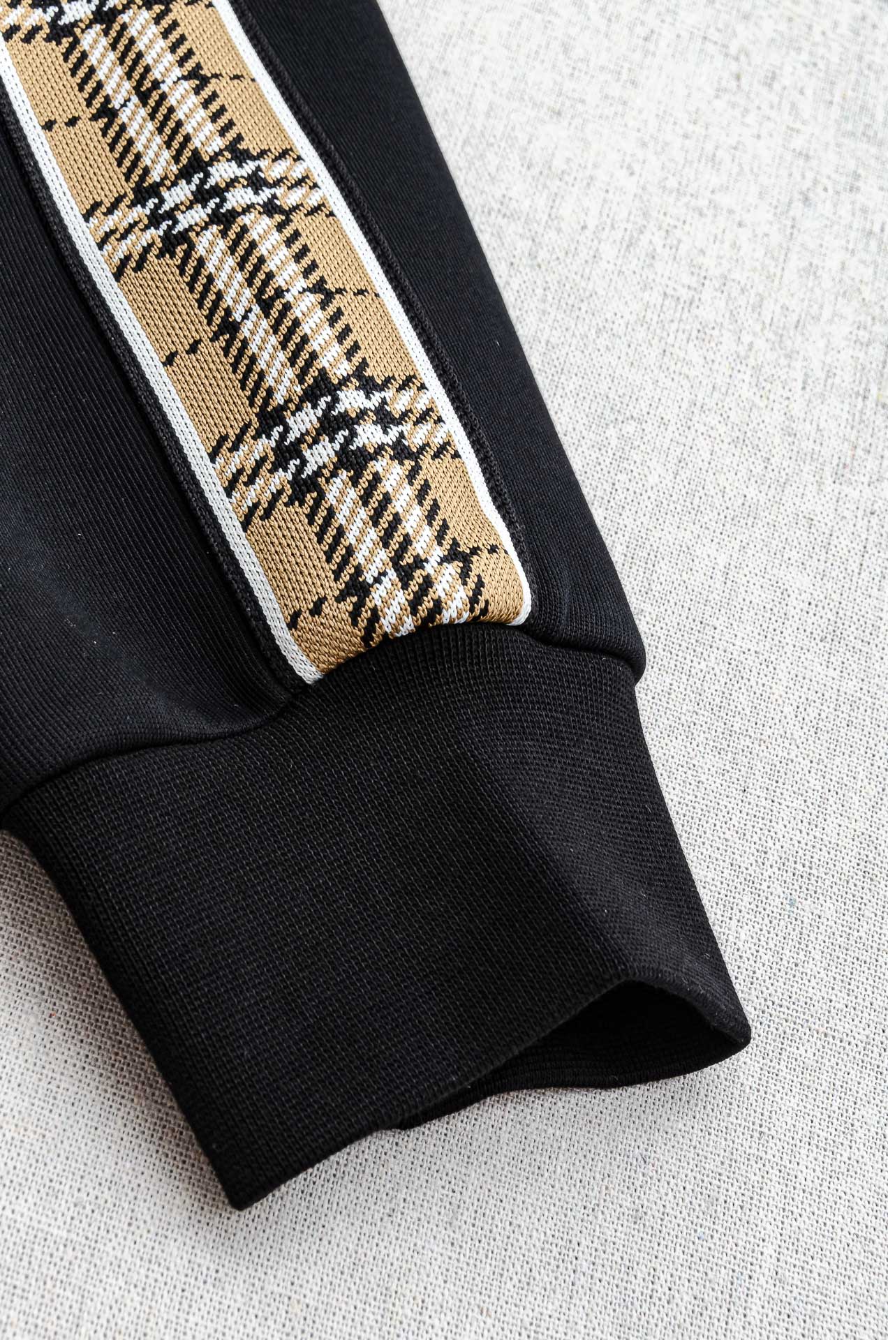 BURBERRY 2025FW新品 空气层肌理感客供进口舒适透气挺括版 拼皮料修饰拉链翻领长袖男士卫衣#