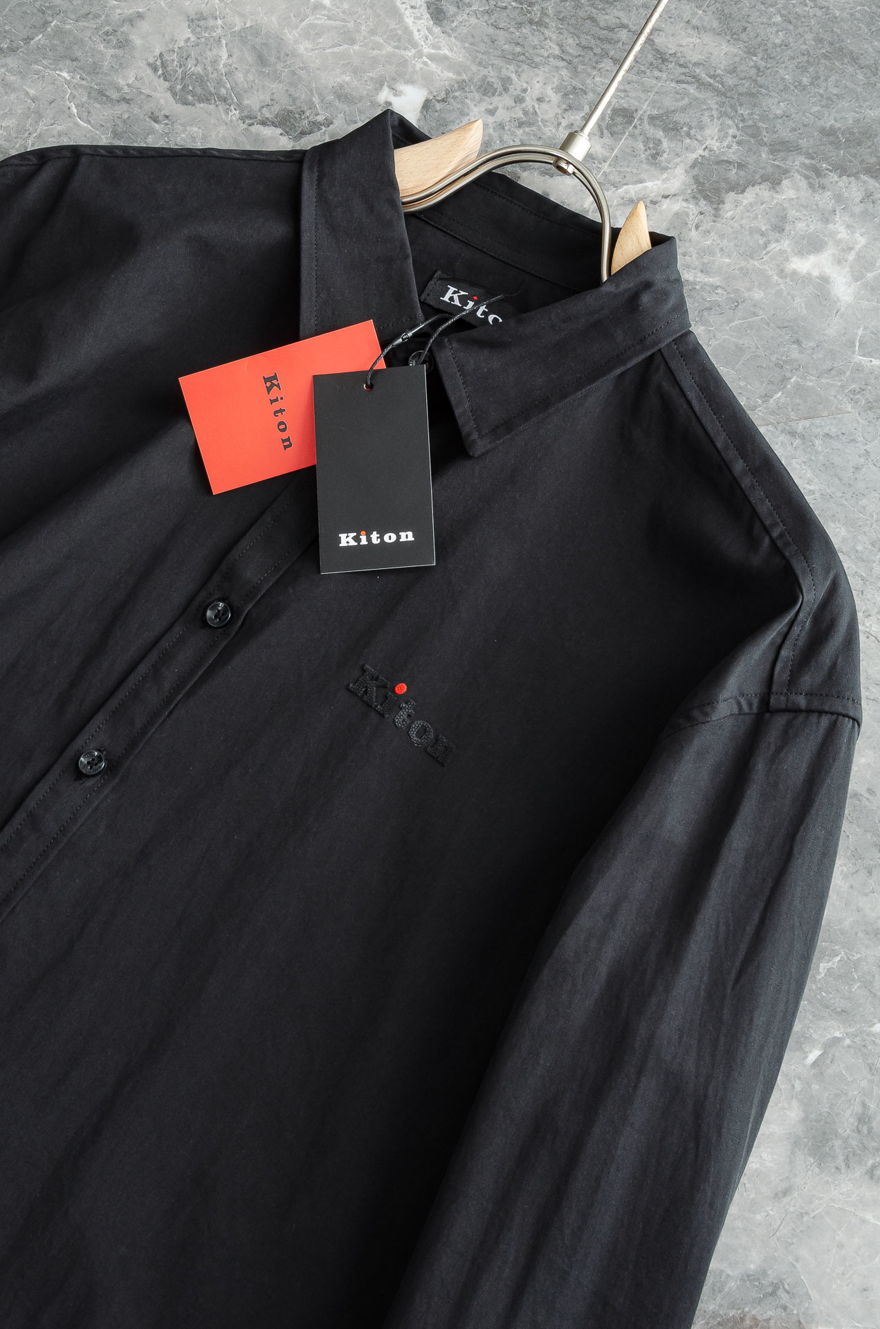 New#kiton 2025最新男士牛津布长袖衬衫,香港贸易公司货,纯正洋行渠道,品相完美如斯,高端意大