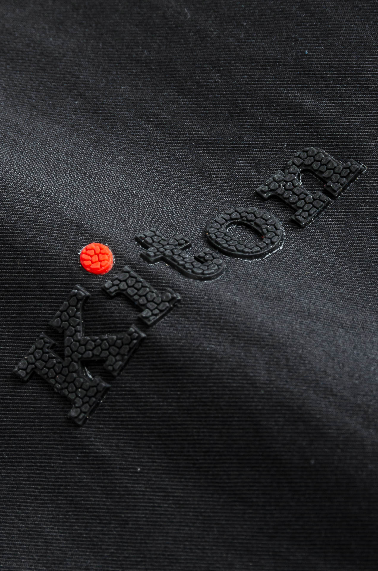 New#kiton 2025最新男士牛津布长袖衬衫,香港贸易公司货,纯正洋行渠道,品相完美如斯,高端意大
