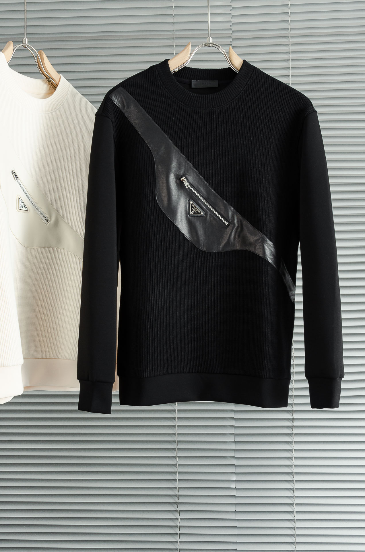 Prada普拉达 2025FW新品 空气棉长袖男士卫衣#选用进口面料58.6%聚酯纤维 18.8% 棉1