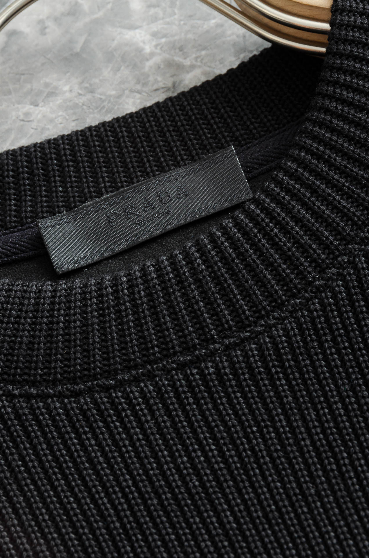 Prada普拉达 2025FW新品 空气棉长袖男士卫衣#选用进口面料58.6%聚酯纤维 18.8% 棉1