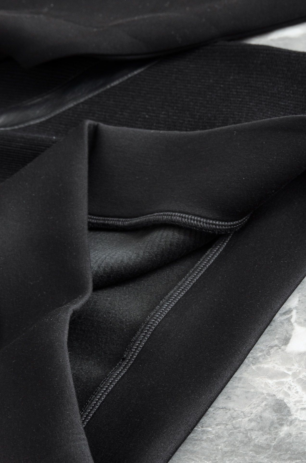 Prada普拉达 2025FW新品 空气棉长袖男士卫衣#选用进口面料58.6%聚酯纤维 18.8% 棉1