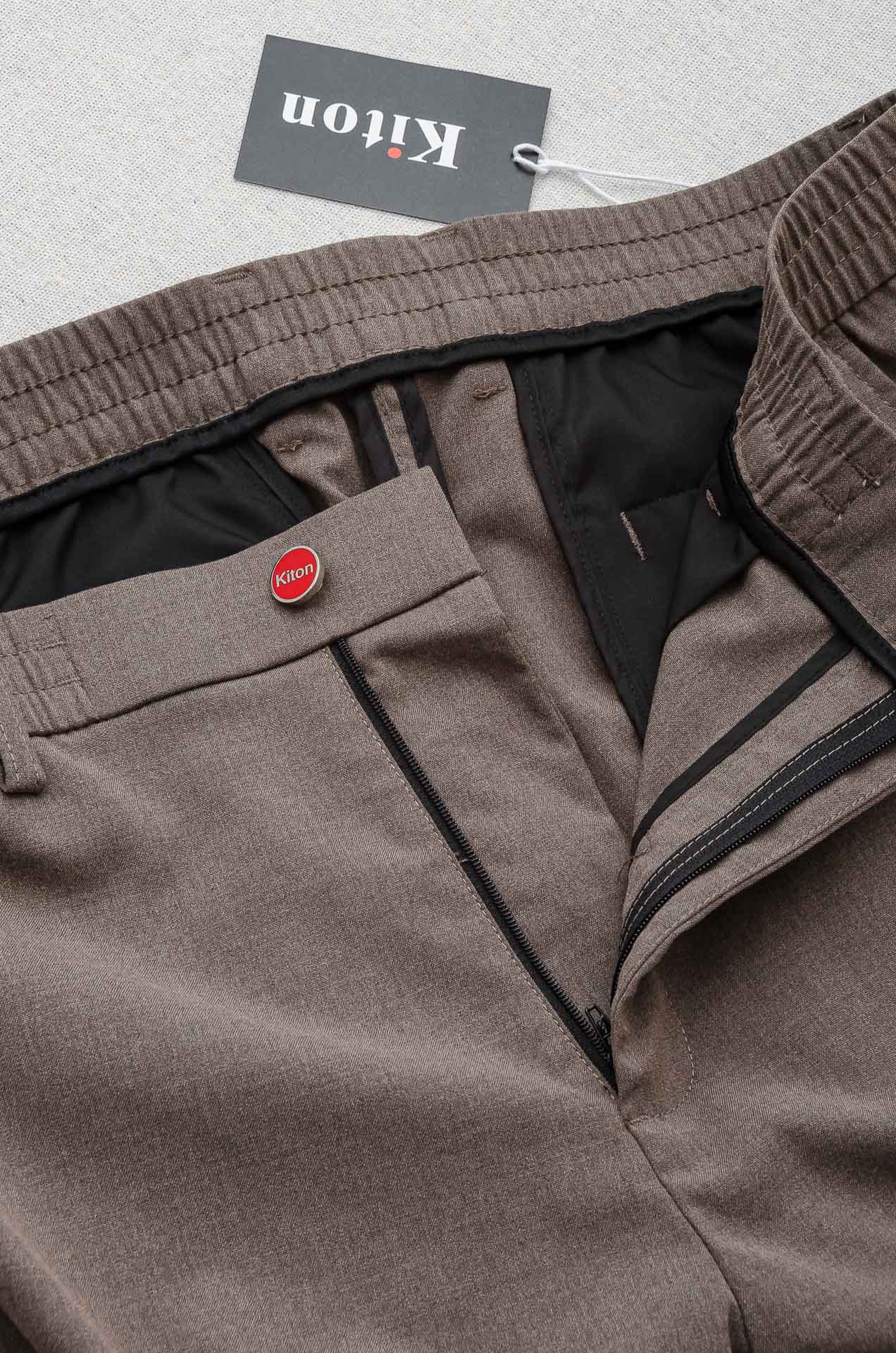 Kiton 2026FW新品套装 【外套➕裤子】此款套装版型立体精致不易起皱，上身舒适却不失柔软度，亲肤