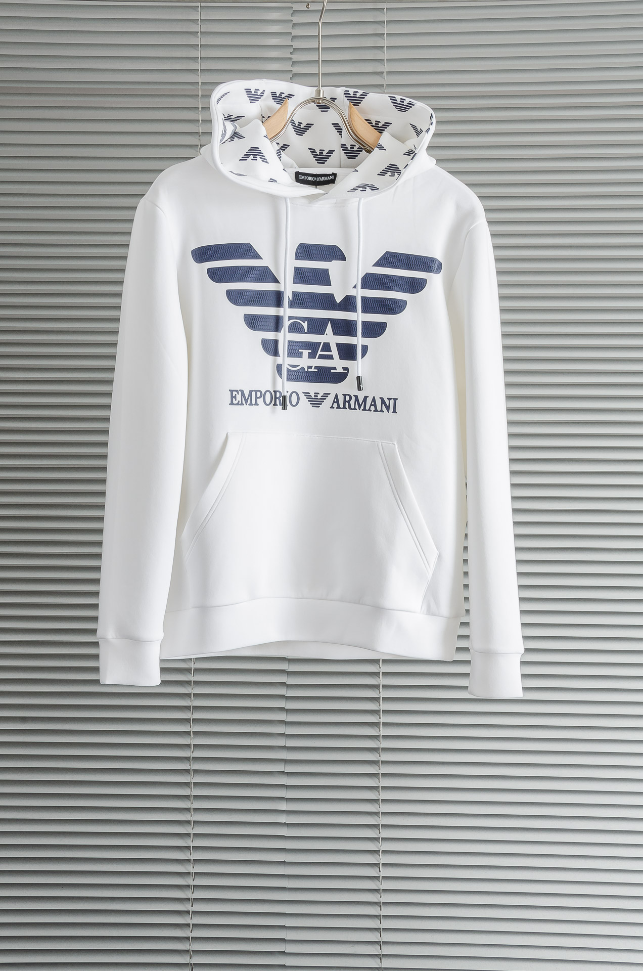 New# 阿玛尼 2025FW秋冬新品连帽卫衣#质感硬朗挺拔有型，版型立体不易起皱，上身舒适却不失柔软度