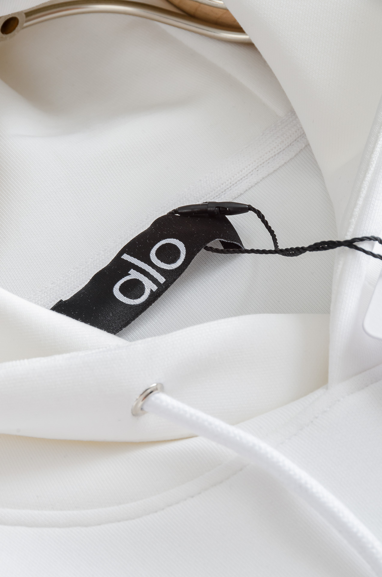 New# alo2025FW秋冬新品连帽卫衣#质感硬朗挺拔有型，版型立体不易起皱，上身舒适却不失柔软度，