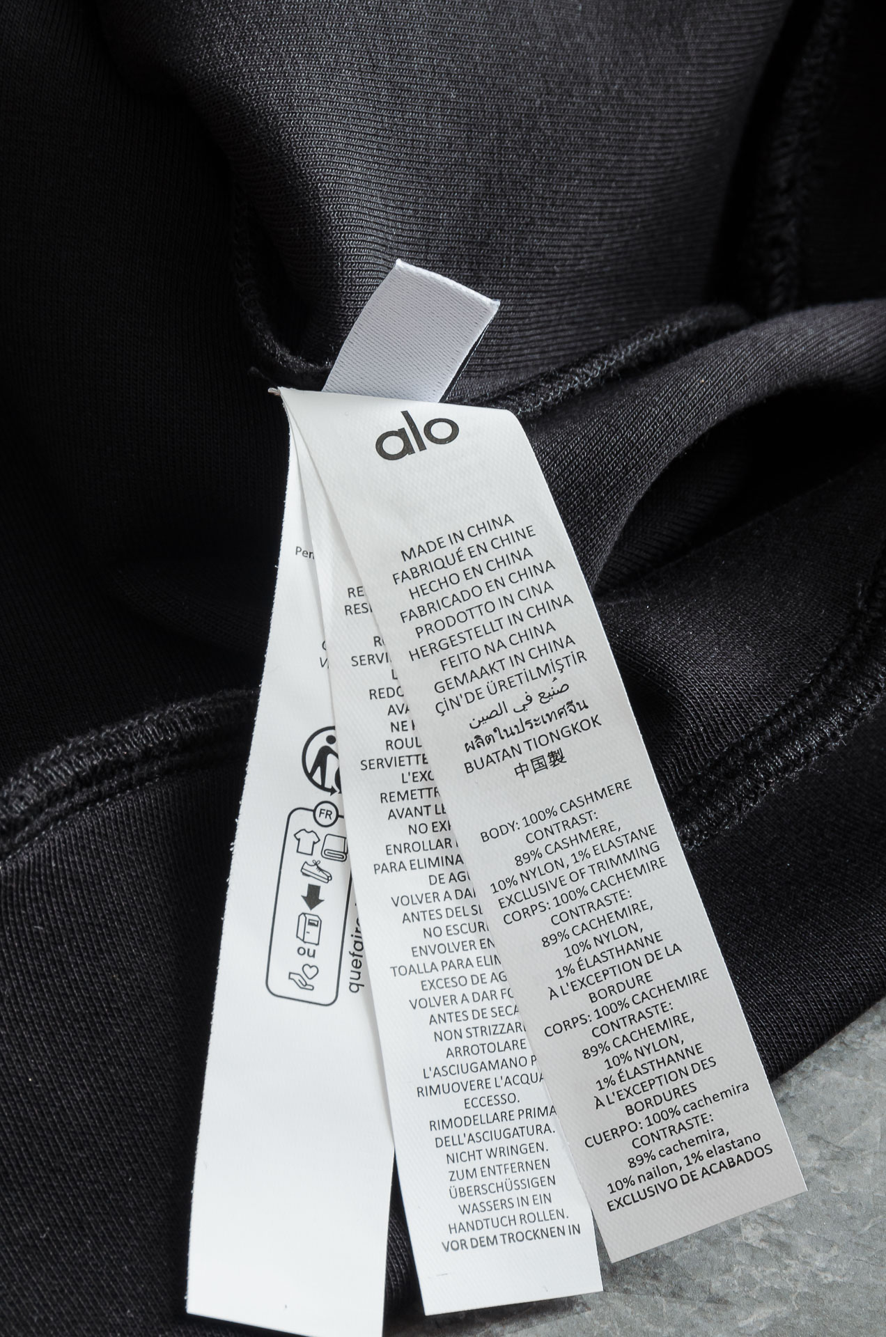 New# alo2025FW秋冬新品连帽卫衣#质感硬朗挺拔有型，版型立体不易起皱，上身舒适却不失柔软度，