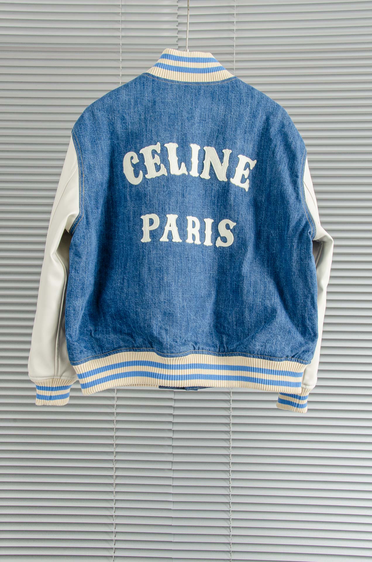 New# 降温刚需！Celine棒球棉服上身美到尖叫！今年超火的明星单品少年感十足的赛琳棒球服饰以西部风