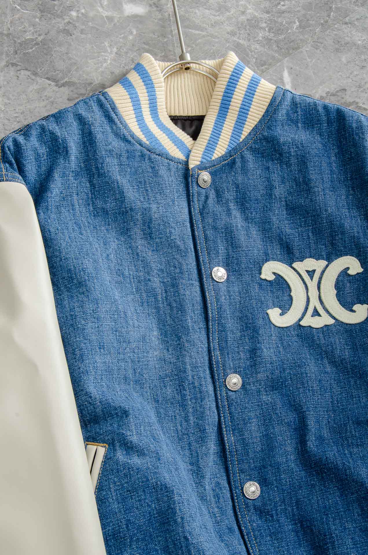 New# 降温刚需！Celine棒球棉服上身美到尖叫！今年超火的明星单品少年感十足的赛琳棒球服饰以西部风