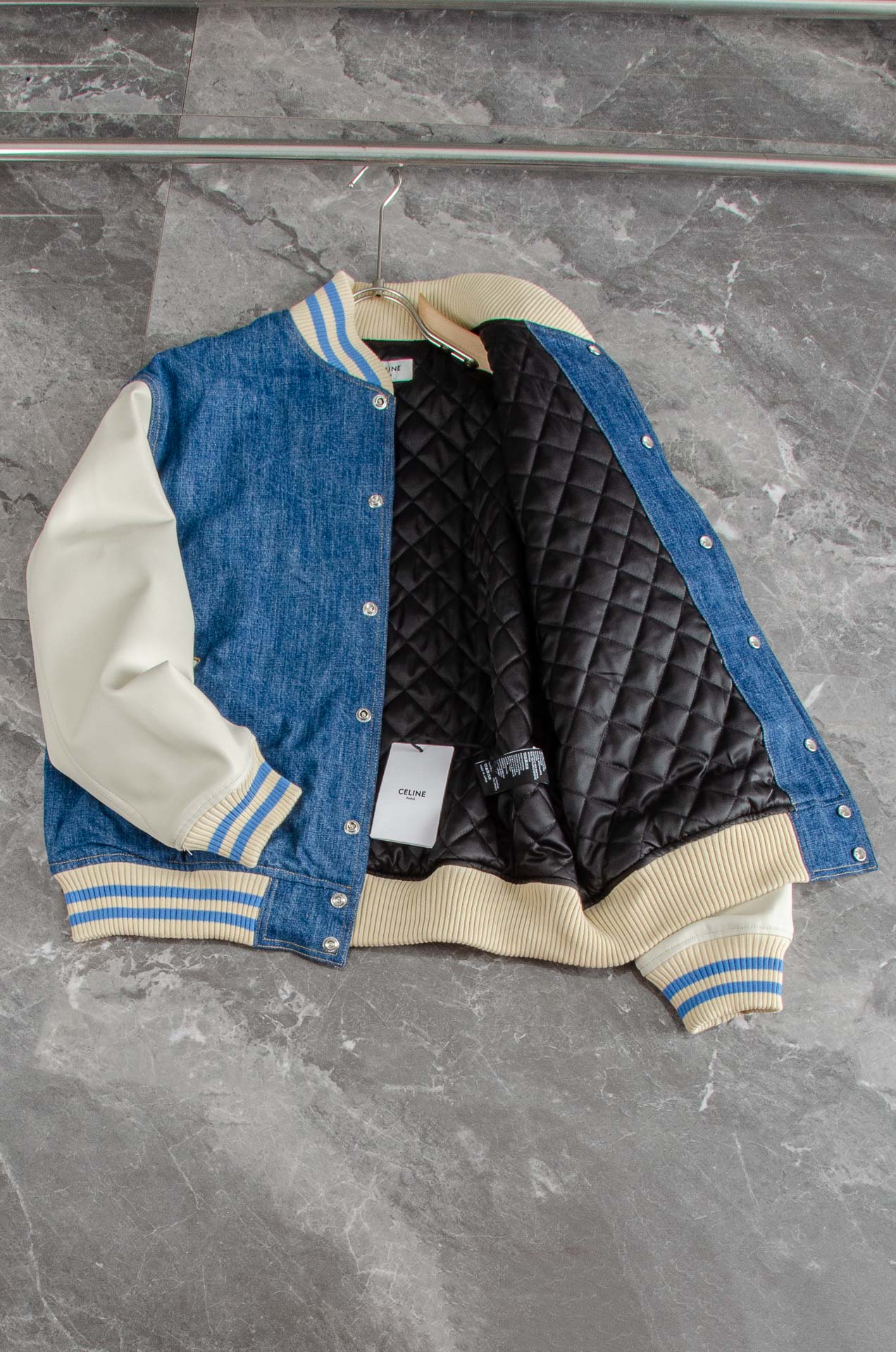 New# 降温刚需！Celine棒球棉服上身美到尖叫！今年超火的明星单品少年感十足的赛琳棒球服饰以西部风