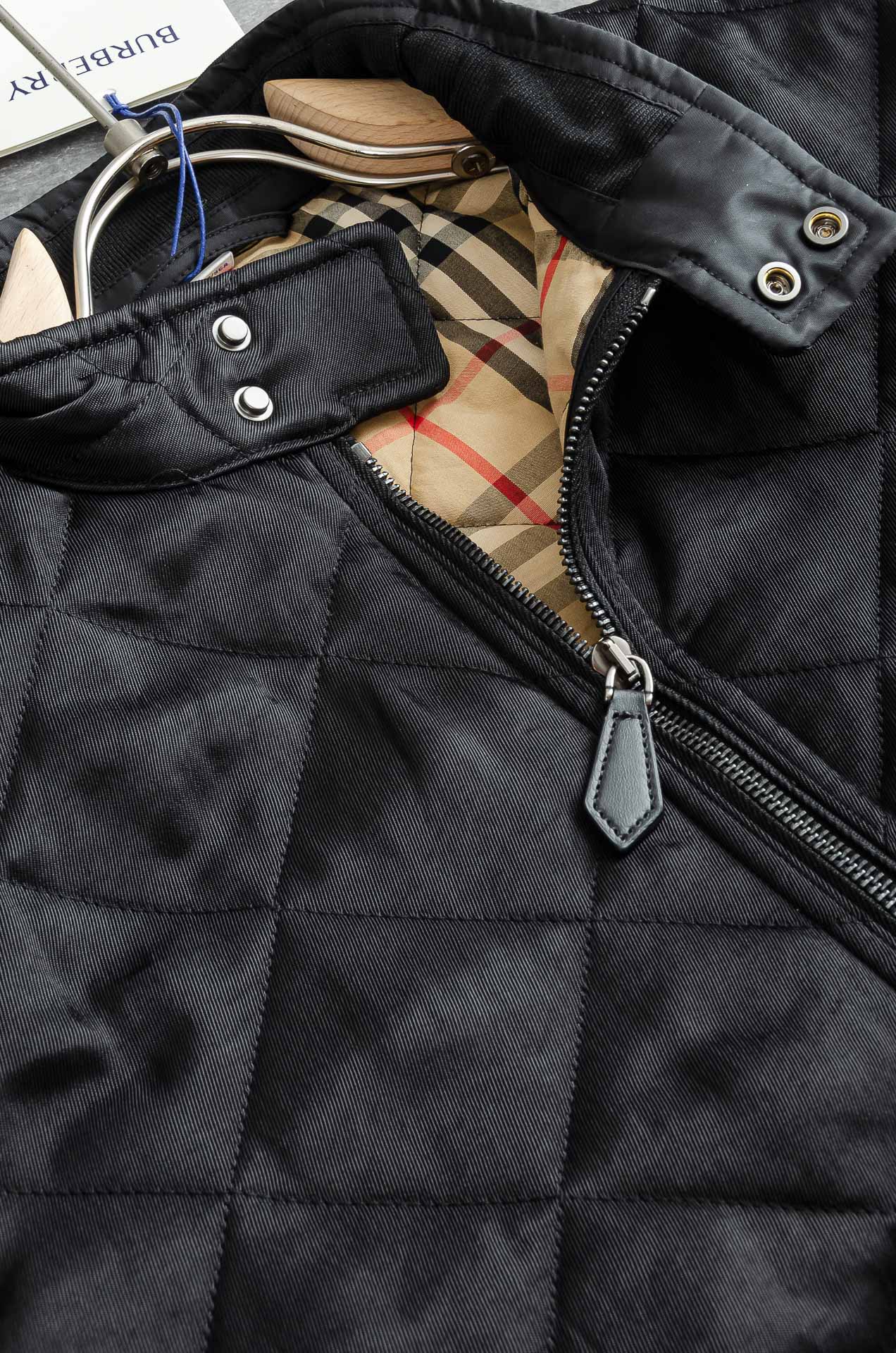 New# Burberry【双面穿】绗缝棉服#BUR王牌货品，永远都不褪流行，男女都可以穿的版型！天气冷