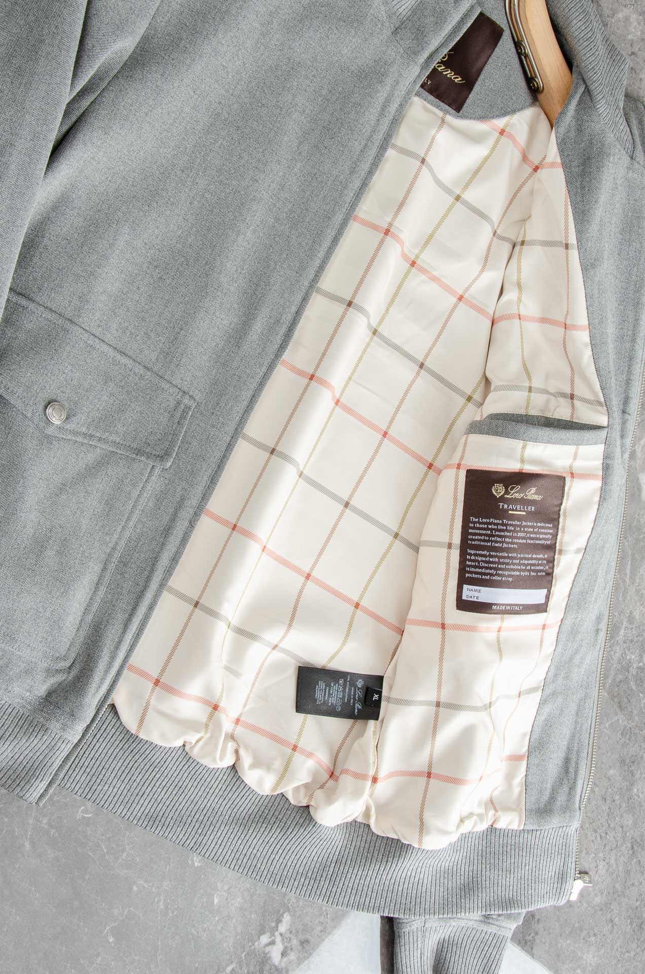 老钱风立领外套，lp🆕轻简情调，举手投足之间流露优雅气质，百搭好穿。品控订单，区别其他版本，只做高货，实