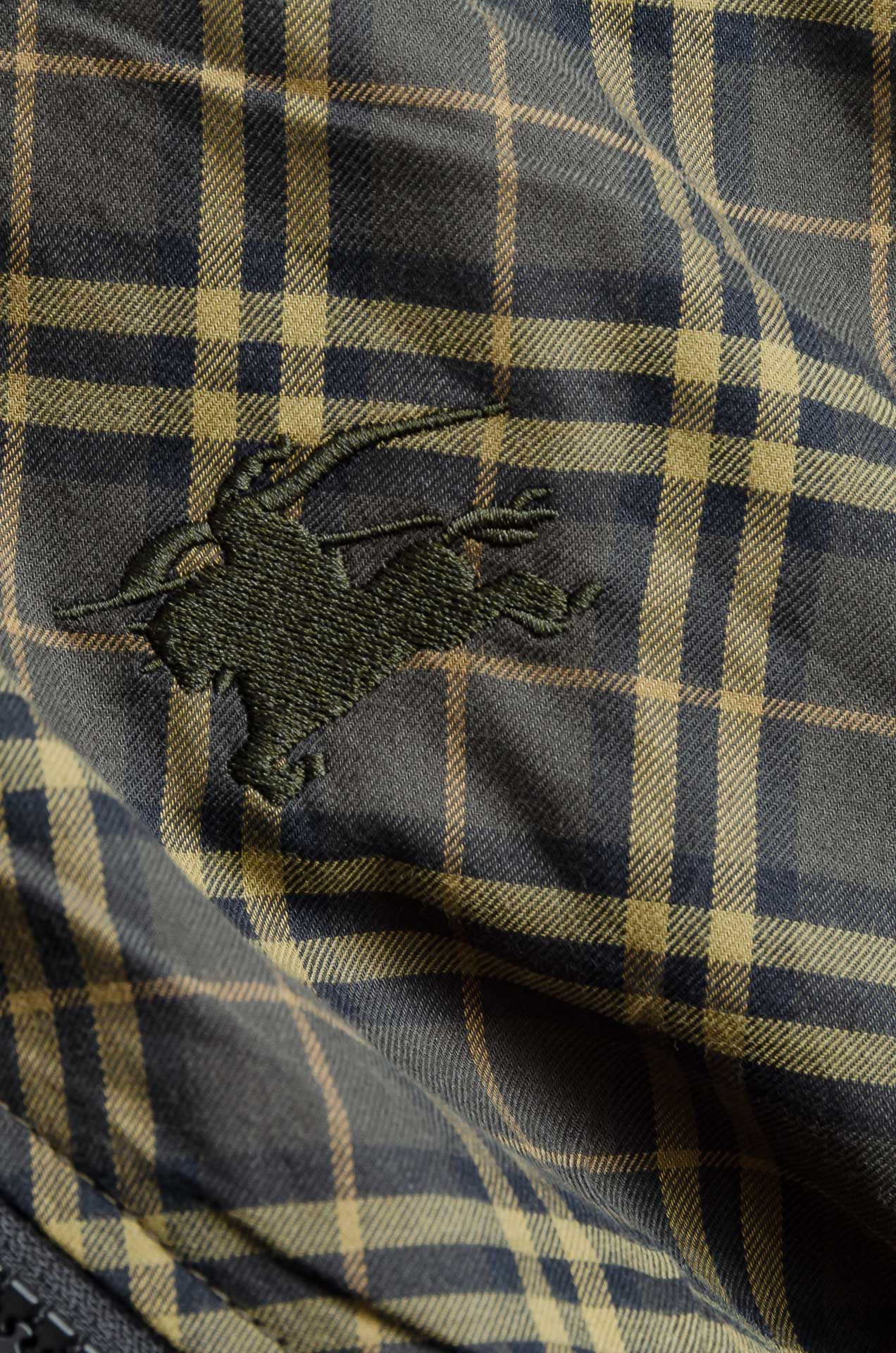 BBR 巴宝莉 2026FW最新秋冬新品，双面穿连帽防水夹克外套#同步官网发售！该款夹克外层超柔聚酯纤维