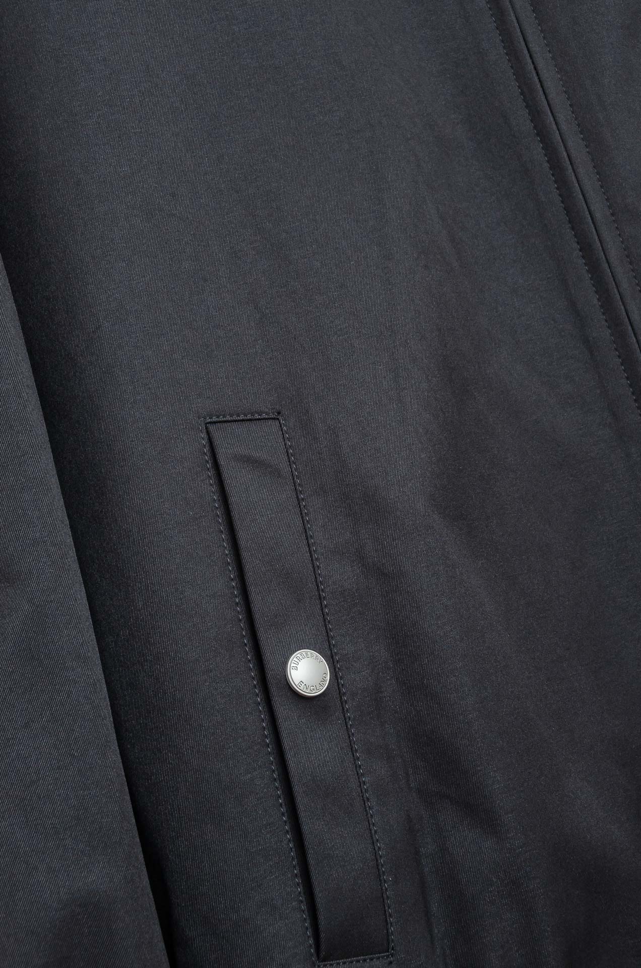 ☀️☀️巴宝莉 2025Fw最新男士休闲夹克外套#上身十分的舒适，质感超级的细腻且柔软！休闲商务都可以完