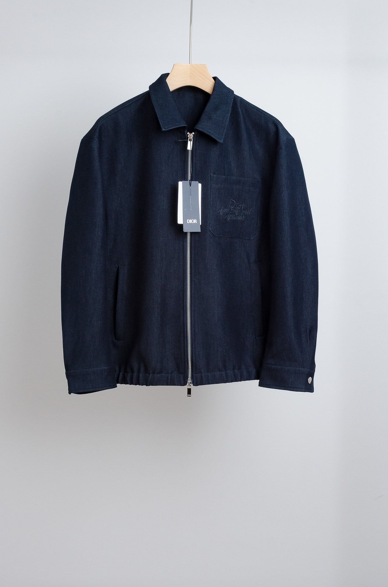 ☀️☀️ 迪奥 2025FW秋冬最新翻领搭配口袋刺绣设计男士休闲夹克外套#挺阔感十足，穿上身是非常能修饰