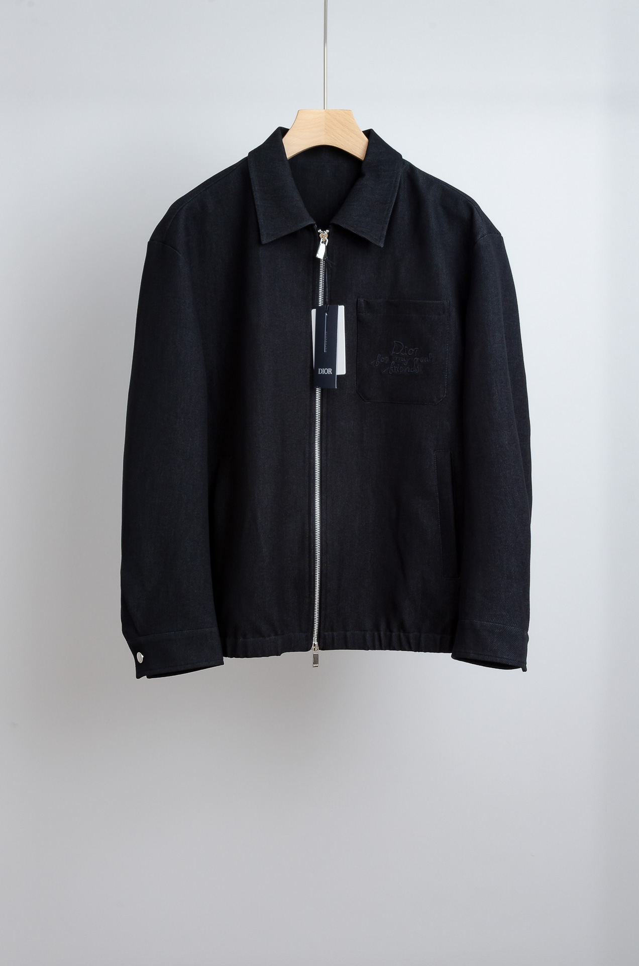 ☀️☀️ 迪奥 2025FW秋冬最新翻领搭配口袋刺绣设计男士休闲夹克外套#挺阔感十足，穿上身是非常能修饰