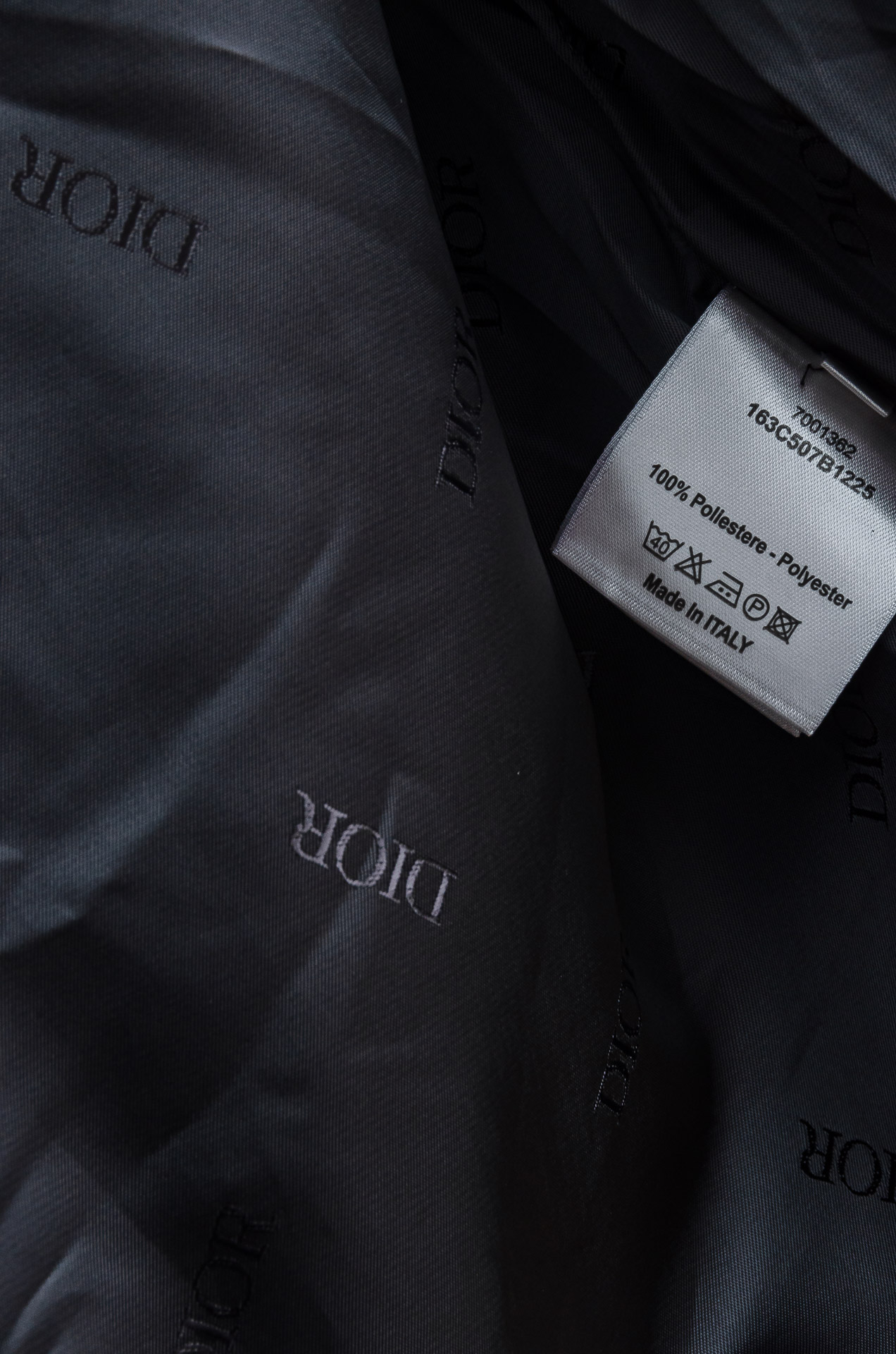 ☀️☀️ 迪奥 2025FW秋冬最新翻领搭配口袋刺绣设计男士休闲夹克外套#挺阔感十足，穿上身是非常能修饰