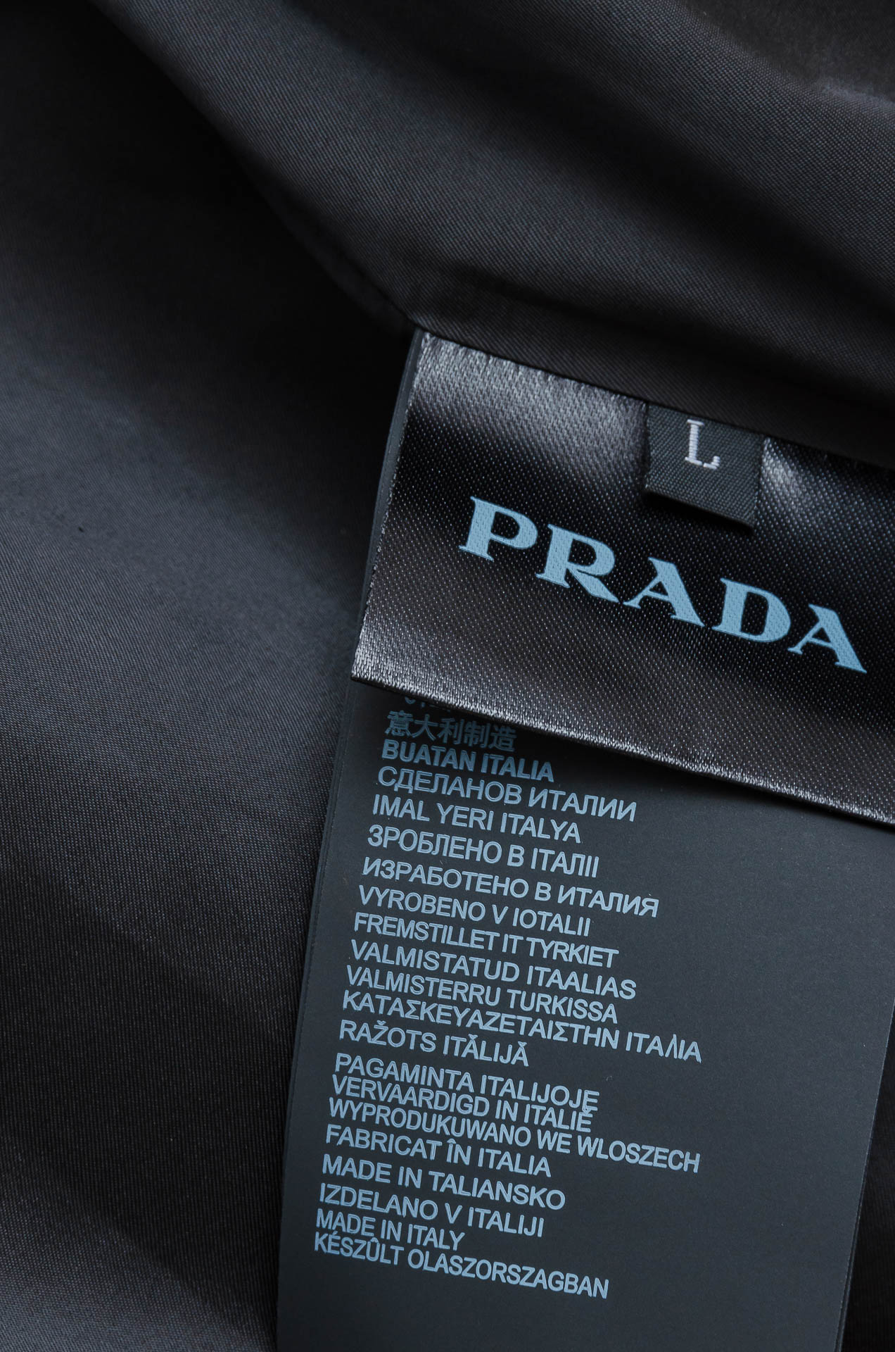 ☀️☀️ Prada 普拉达2025fw秋冬最新高密度防风防水面料保暖纤维填充来自P家经典男士连帽棉衣外
