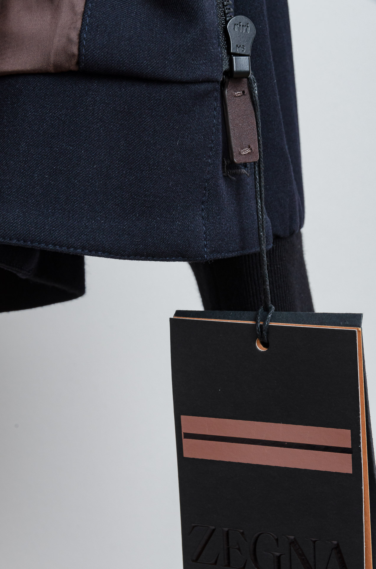 ☀️☀️zegna 2025Fw最新男士休闲夹克外套#上身十分的舒适，质感超级的细腻且柔软！休闲商务都可