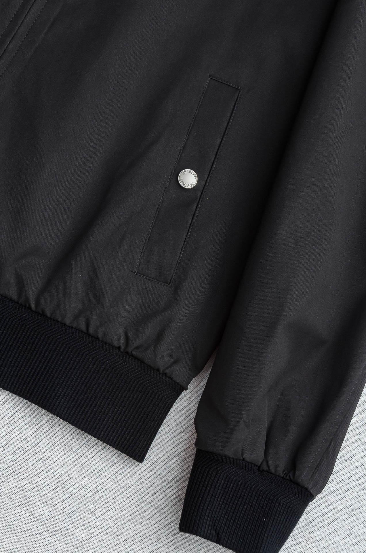 巴宝莉 2025Fw最新男士休闲夹克外套#上身十分的舒适，质感超级的细腻且柔软！休闲商务都可以完美的驾驭