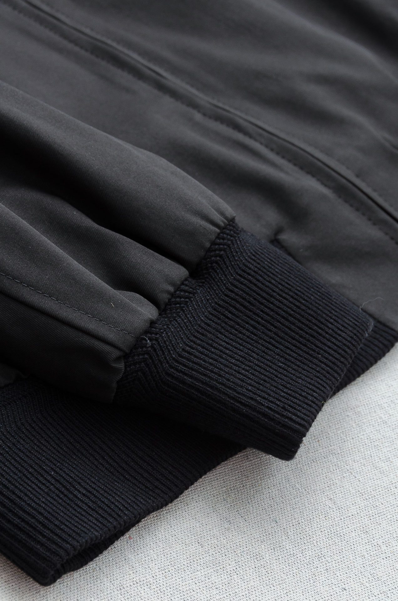 巴宝莉 2025Fw最新男士休闲夹克外套#上身十分的舒适，质感超级的细腻且柔软！休闲商务都可以完美的驾驭