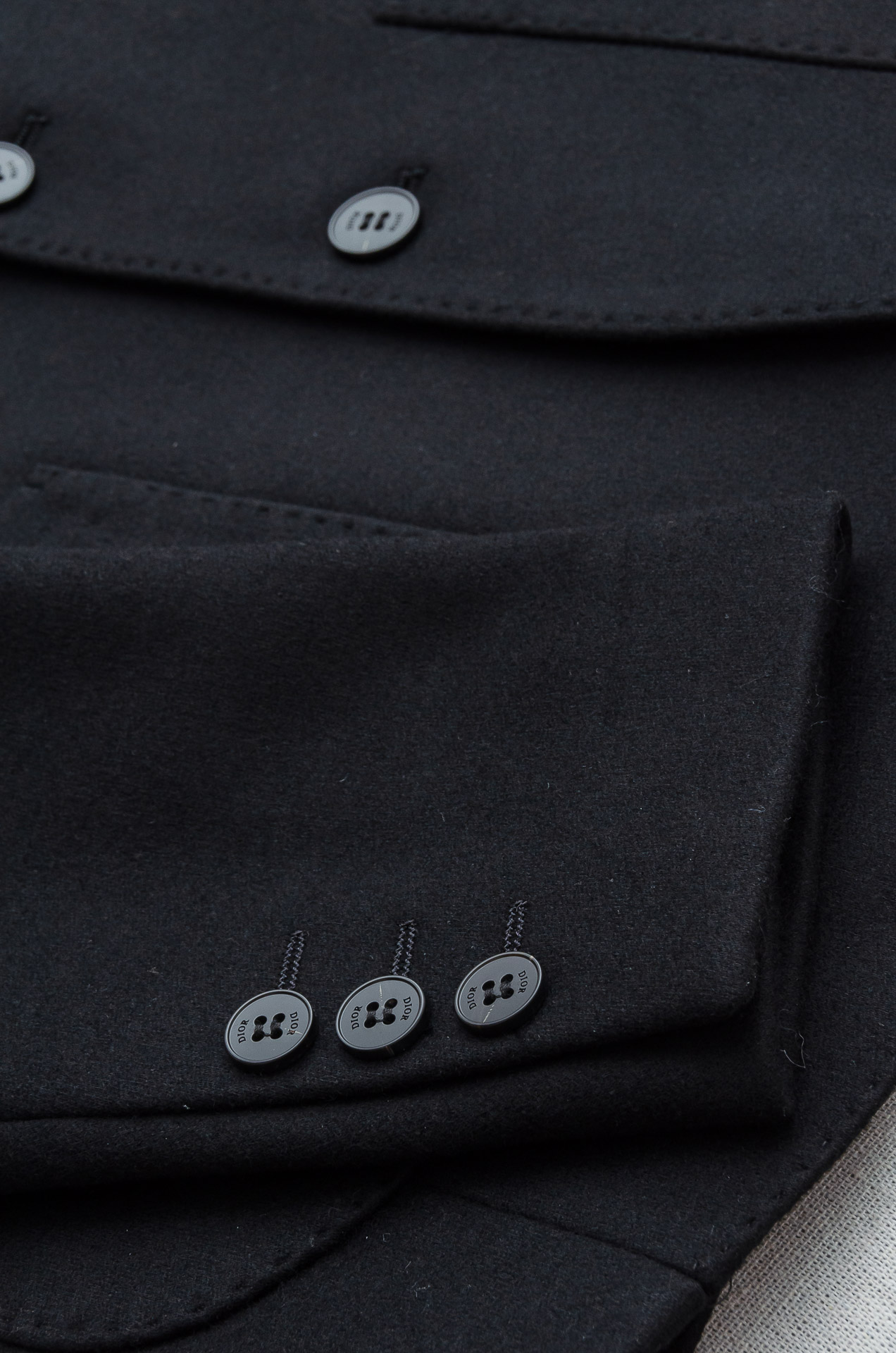 Dior迪奥 26FW秀场款经典之作顶级轻奢商务休闲纯色男士羊毛西装外套#作为一件服装的根本，优益舒适的