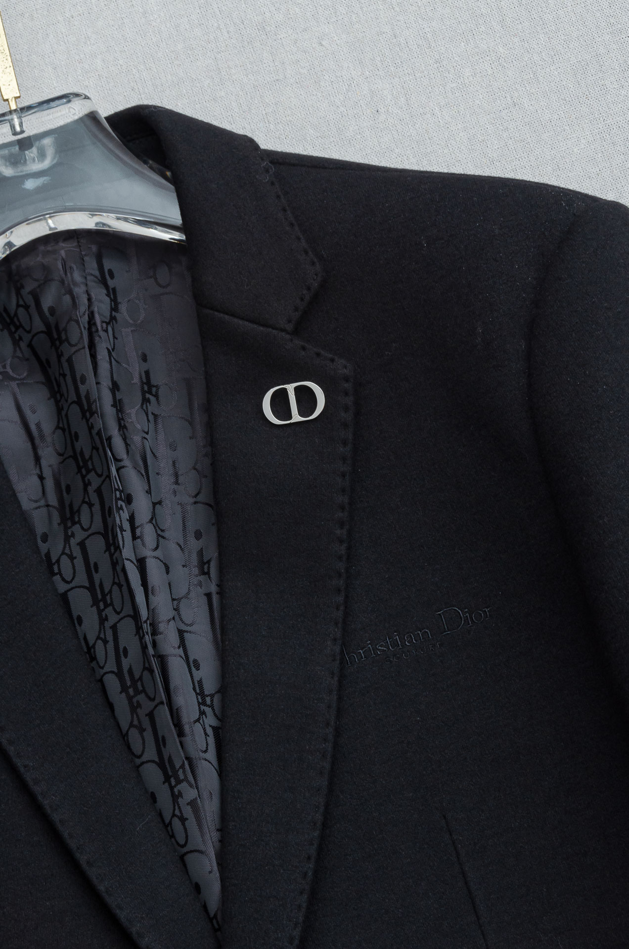 Dior迪奥 26FW秀场款经典之作顶级轻奢商务休闲纯色男士羊毛西装外套#作为一件服装的根本，优益舒适的