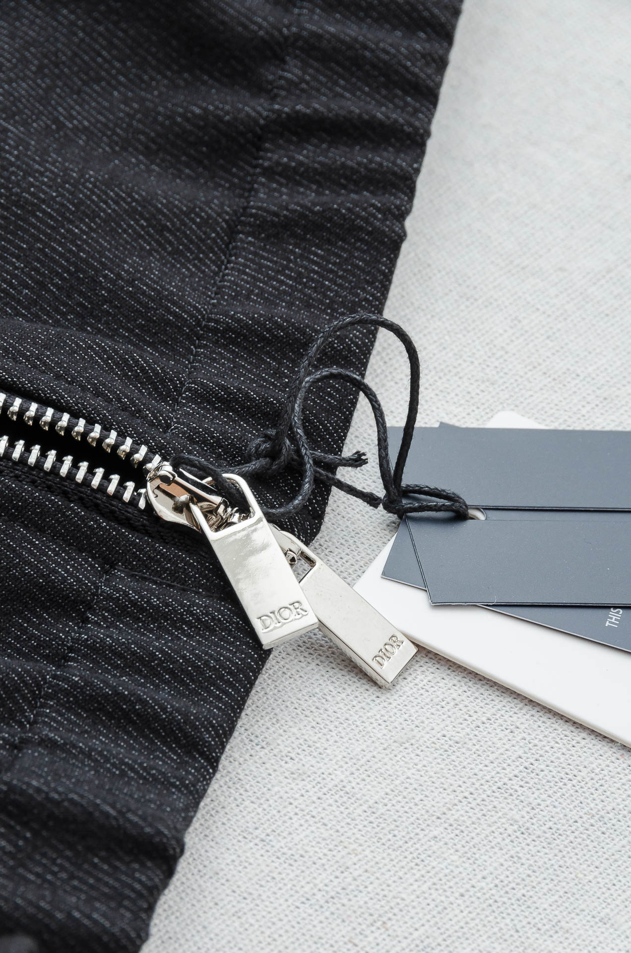 dio#r迪/奥 2025FW秋冬最新翻领搭配口袋刺绣设计男士休闲夹克外套#挺阔感十足，穿上身是非常能修