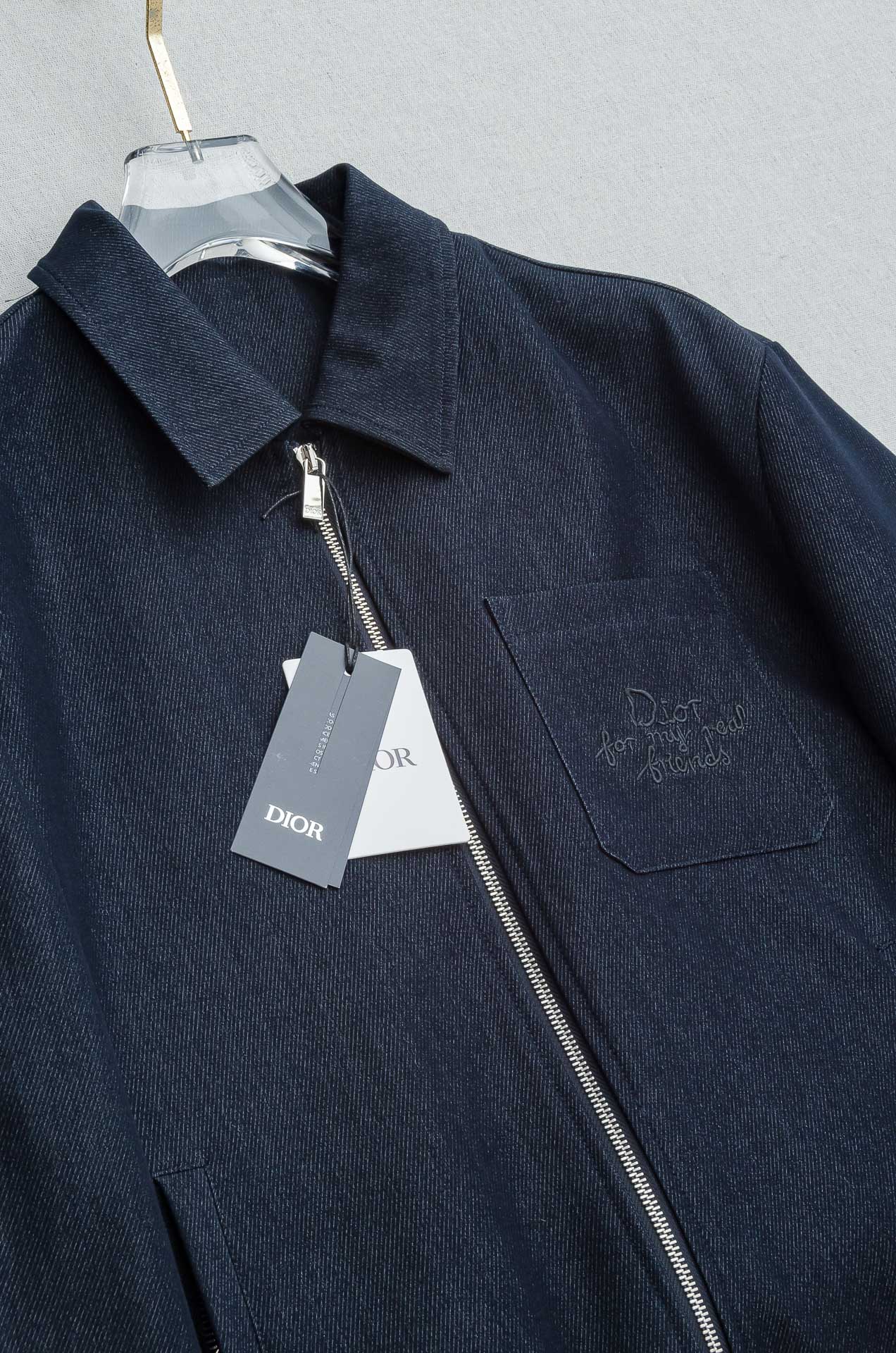 dio#r迪/奥 2025FW秋冬最新翻领搭配口袋刺绣设计男士休闲夹克外套#挺阔感十足，穿上身是非常能修