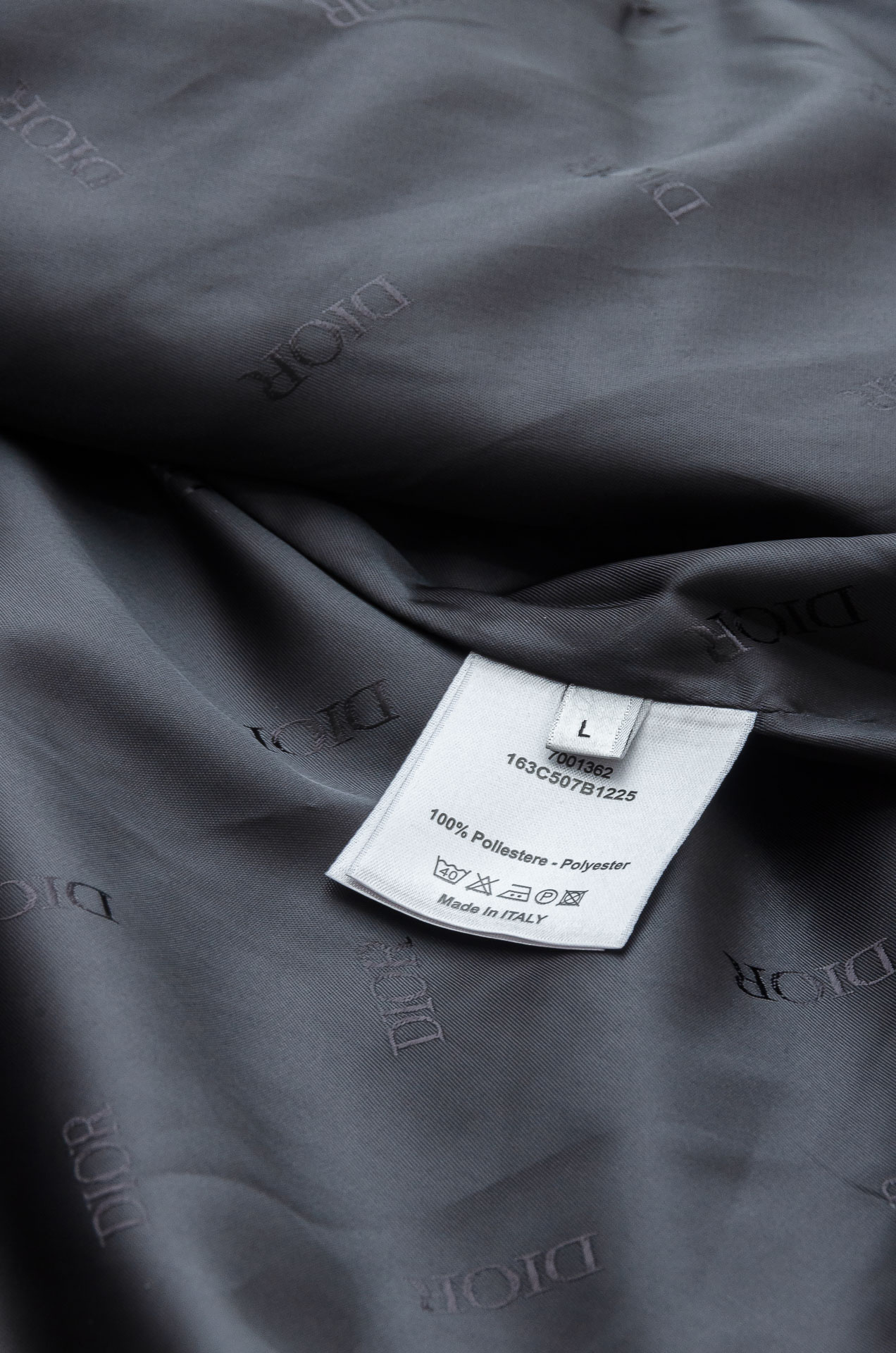 dio#r迪/奥 2025FW秋冬最新翻领搭配口袋刺绣设计男士休闲夹克外套#挺阔感十足，穿上身是非常能修