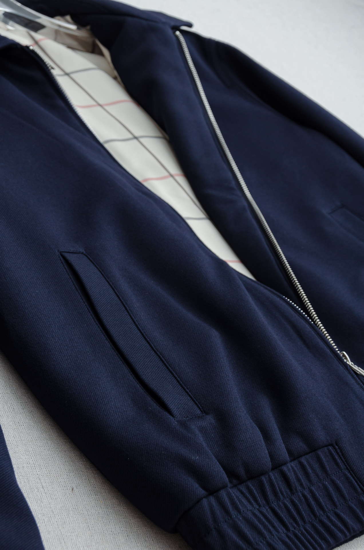 lP🆕 FW秋冬最新经典羊毛混纺翻领夹克外套#低调却不失细节，无论是搭配西装裤还是牛仔裤，都能穿出恰到好