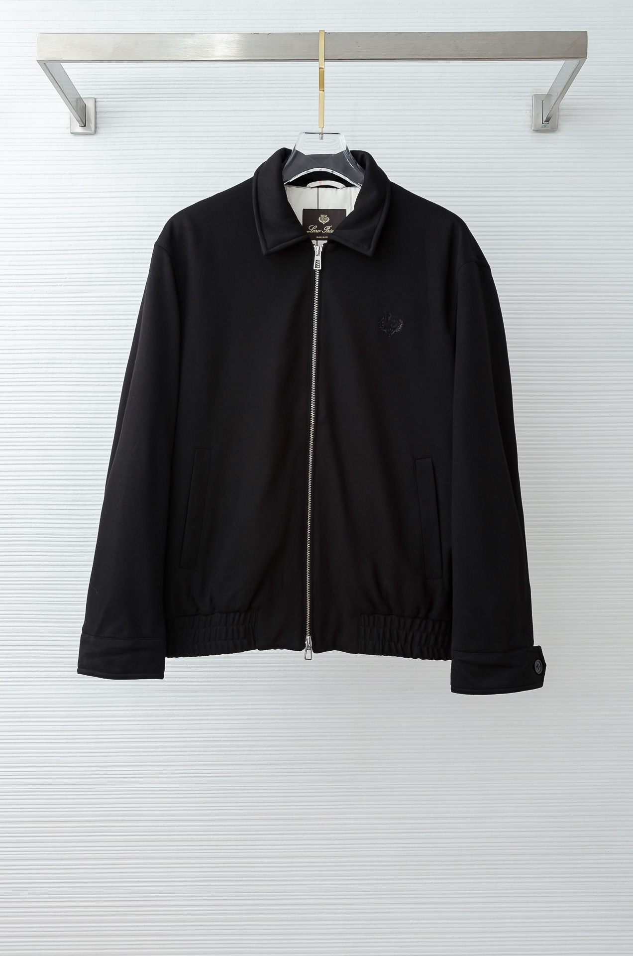 lP🆕 FW秋冬最新经典羊毛混纺翻领夹克外套#低调却不失细节，无论是搭配西装裤还是牛仔裤，都能穿出恰到好