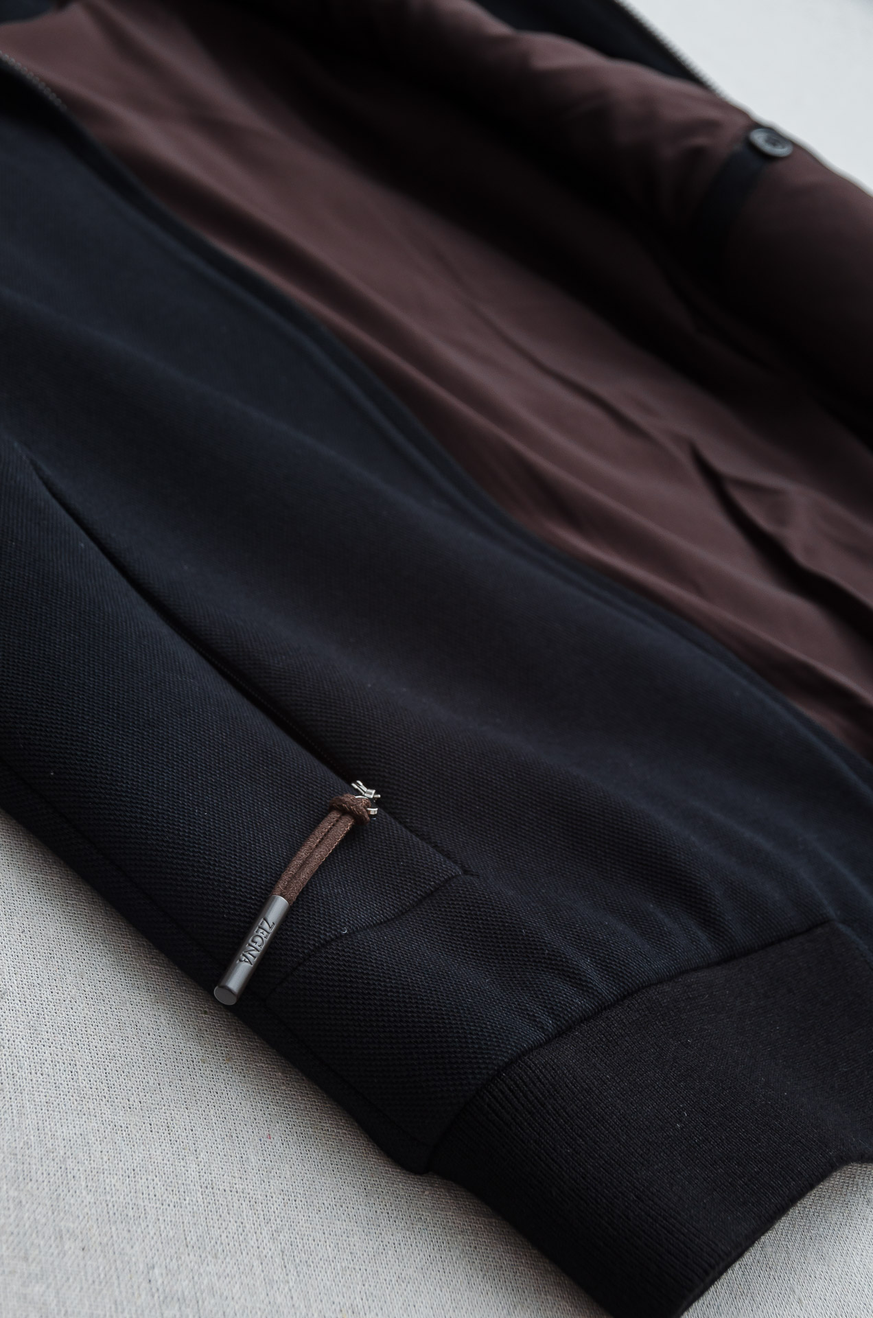 杰尼亚zegna 2025FW秋冬最新经典夹克外套#低调却不失细节，无论是搭配西装裤还是牛仔裤，都能穿出