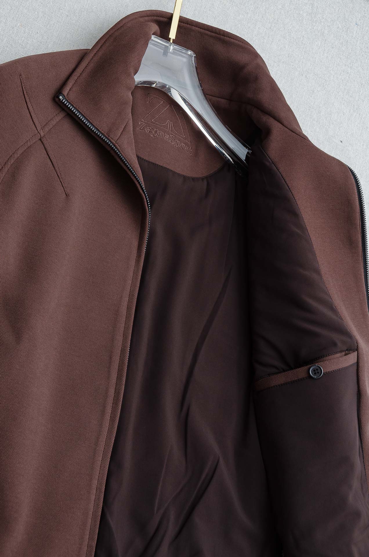 杰尼亚zegna 2025FW秋冬最新经典夹克外套#低调却不失细节，无论是搭配西装裤还是牛仔裤，都能穿出