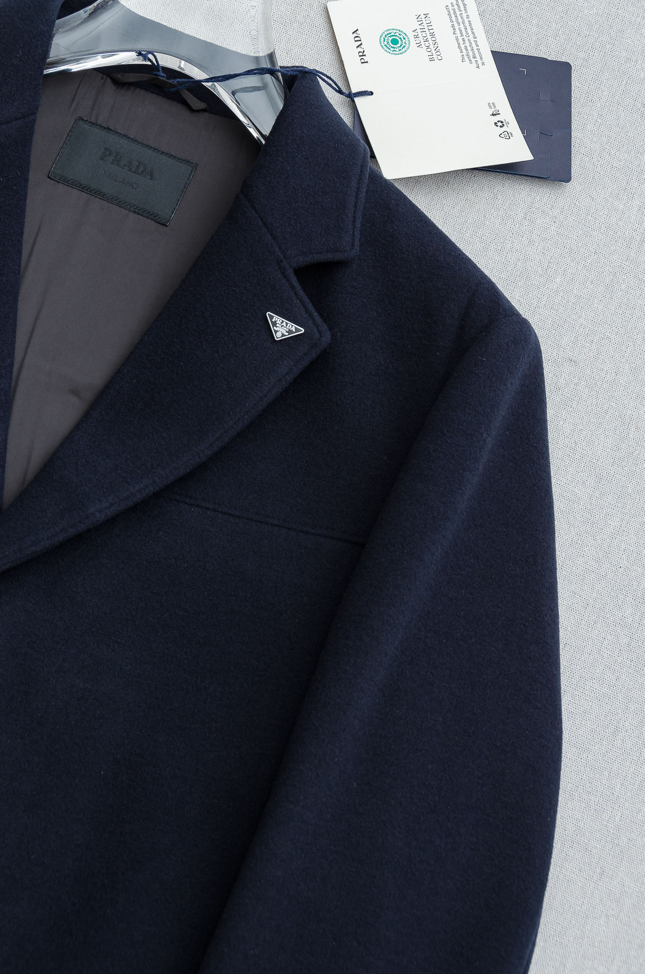 PRADA普拉达26FW秋冬新款绵羊毛混纺西服#三粒扣商务休闲西装外套！同步官网发售 最新款羊毛西装，在