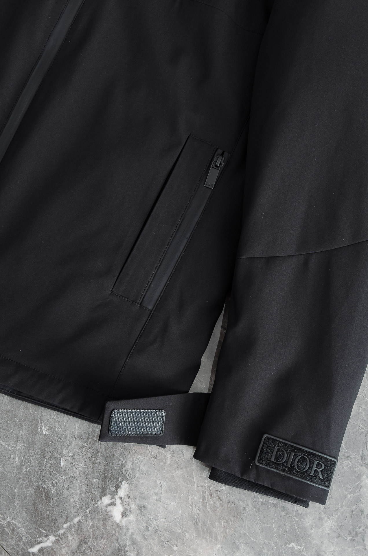 New# Di*or 迪/奥 5️⃣2025FW最新白鹅绒填充连帽男士羽绒服外套#填充物:90% 白鹅绒