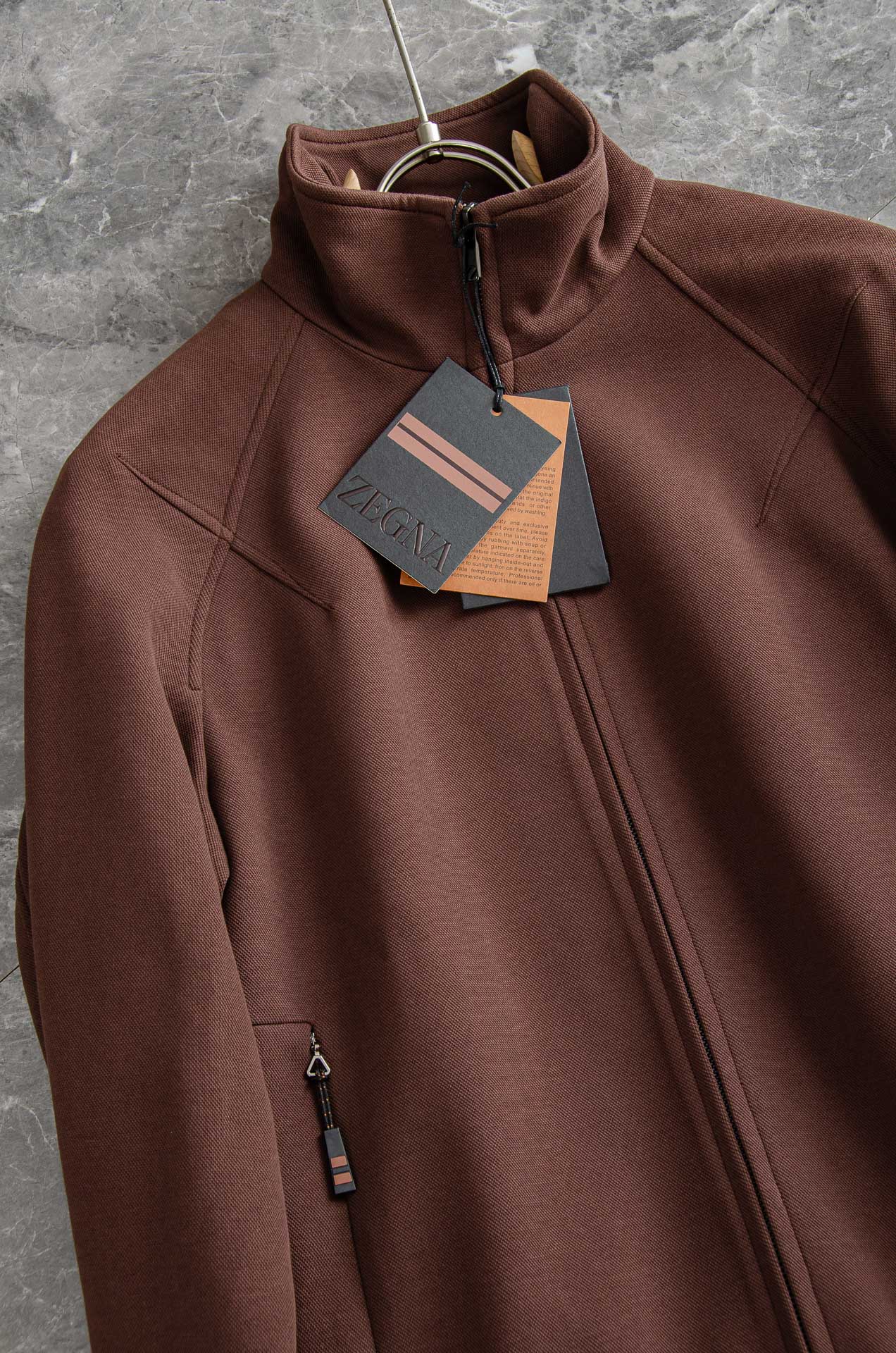 杰尼亚zegna 2025FW秋冬最新经典夹克外套#低调却不失细节，无论是搭配西装裤还是牛仔裤，都能穿出