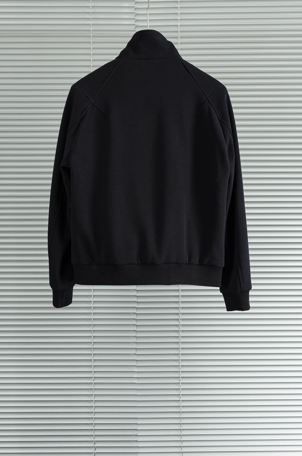 杰尼亚zegna 2025FW秋冬最新经典夹克外套#低调却不失细节，无论是搭配西装裤还是牛仔裤，都能穿出