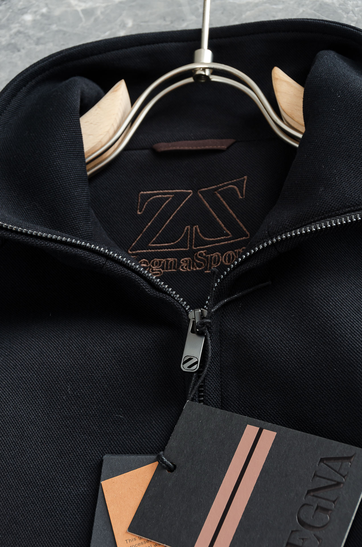 杰尼亚zegna 2025FW秋冬最新经典夹克外套#低调却不失细节，无论是搭配西装裤还是牛仔裤，都能穿出