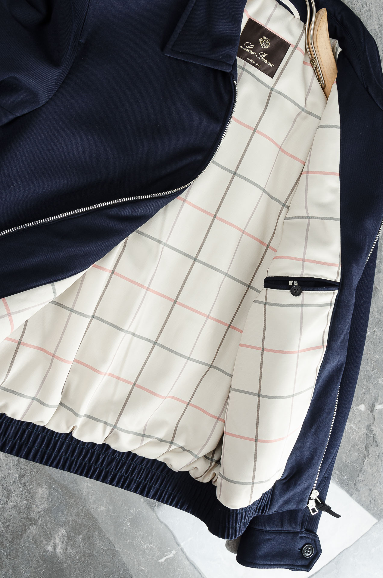 lP🆕 FW秋冬最新经典羊毛混纺翻领夹克外套#低调却不失细节，无论是搭配西装裤还是牛仔裤，都能穿出恰到好