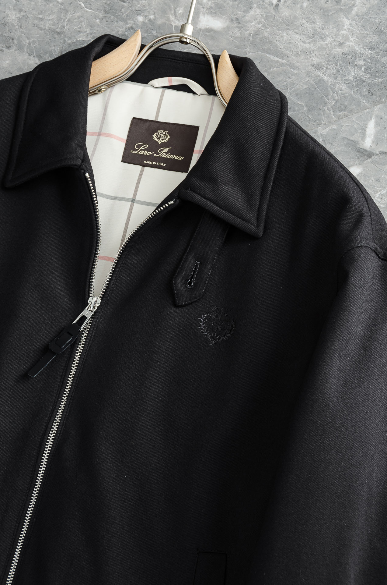 lP🆕 FW秋冬最新经典羊毛混纺翻领夹克外套#低调却不失细节，无论是搭配西装裤还是牛仔裤，都能穿出恰到好