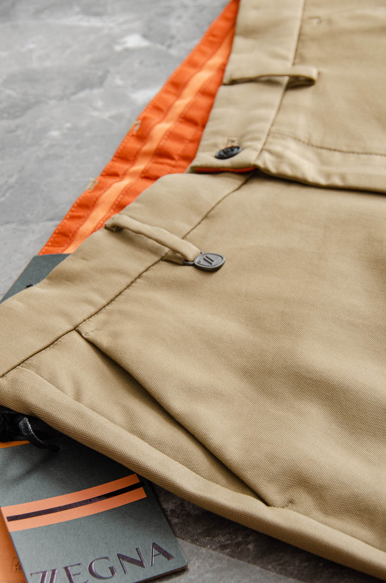 zegna杰尼亚25FW秋冬新款轻奢时尚定制休闲西裤，简洁干练的风格，精致卓越的品质男装，每款的设计点跟