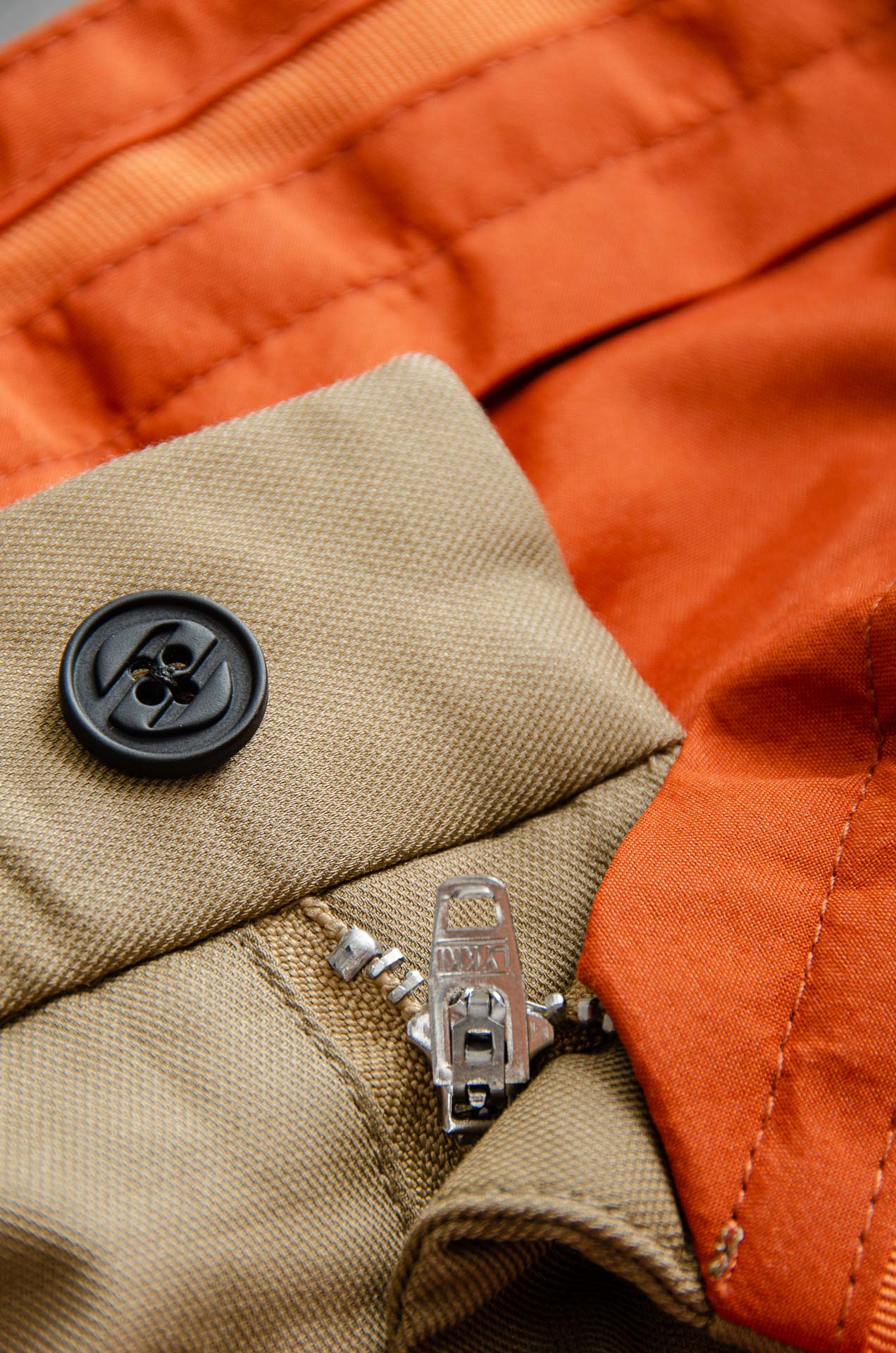 zegna杰尼亚25FW秋冬新款轻奢时尚定制休闲西裤，简洁干练的风格，精致卓越的品质男装，每款的设计点跟