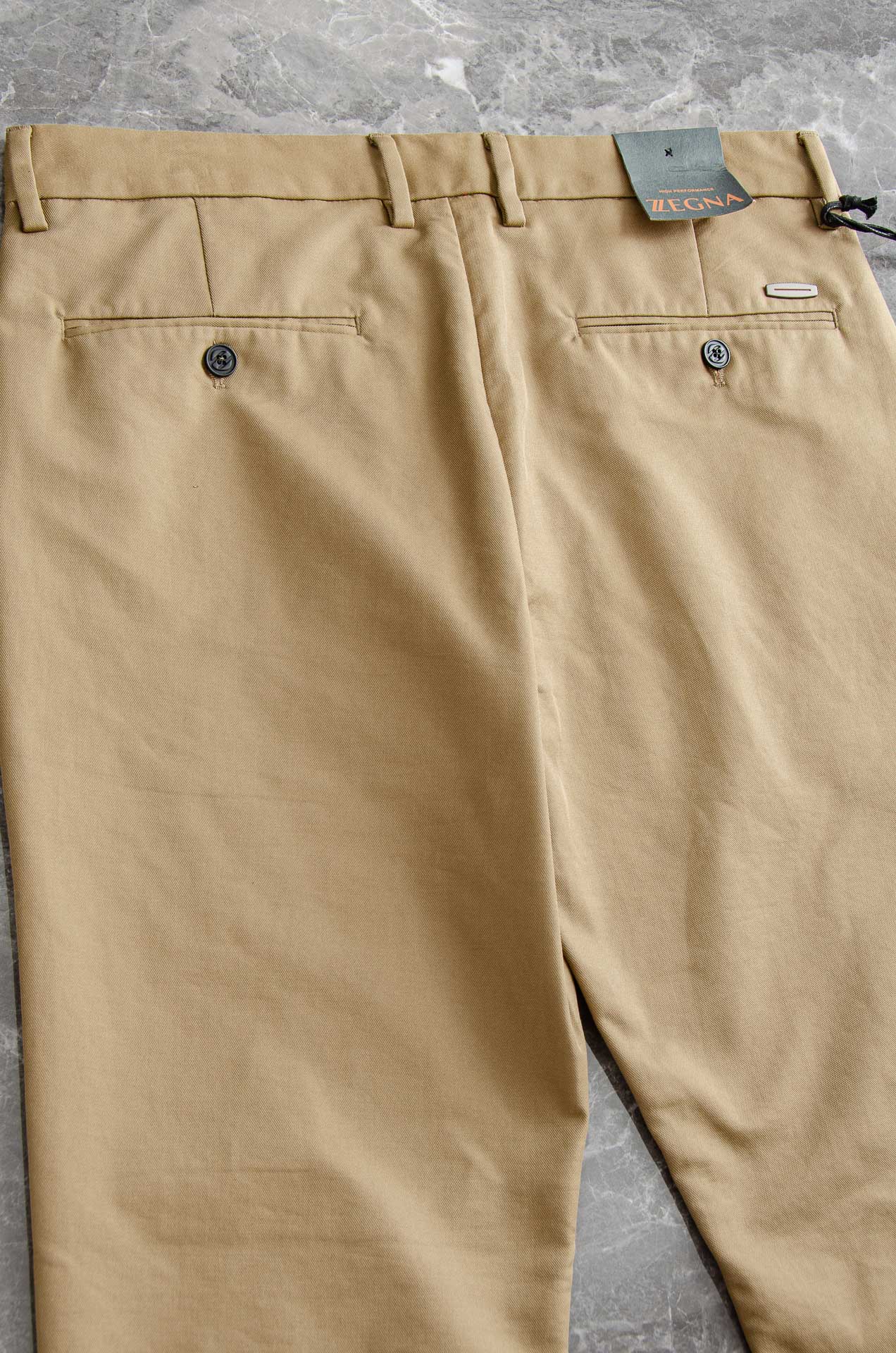 zegna杰尼亚25FW秋冬新款轻奢时尚定制休闲西裤，简洁干练的风格，精致卓越的品质男装，每款的设计点跟