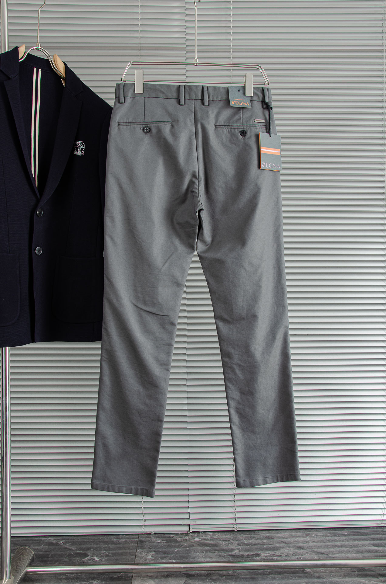 zegna杰尼亚25FW秋冬新款轻奢时尚定制休闲西裤，简洁干练的风格，精致卓越的品质男装，每款的设计点跟