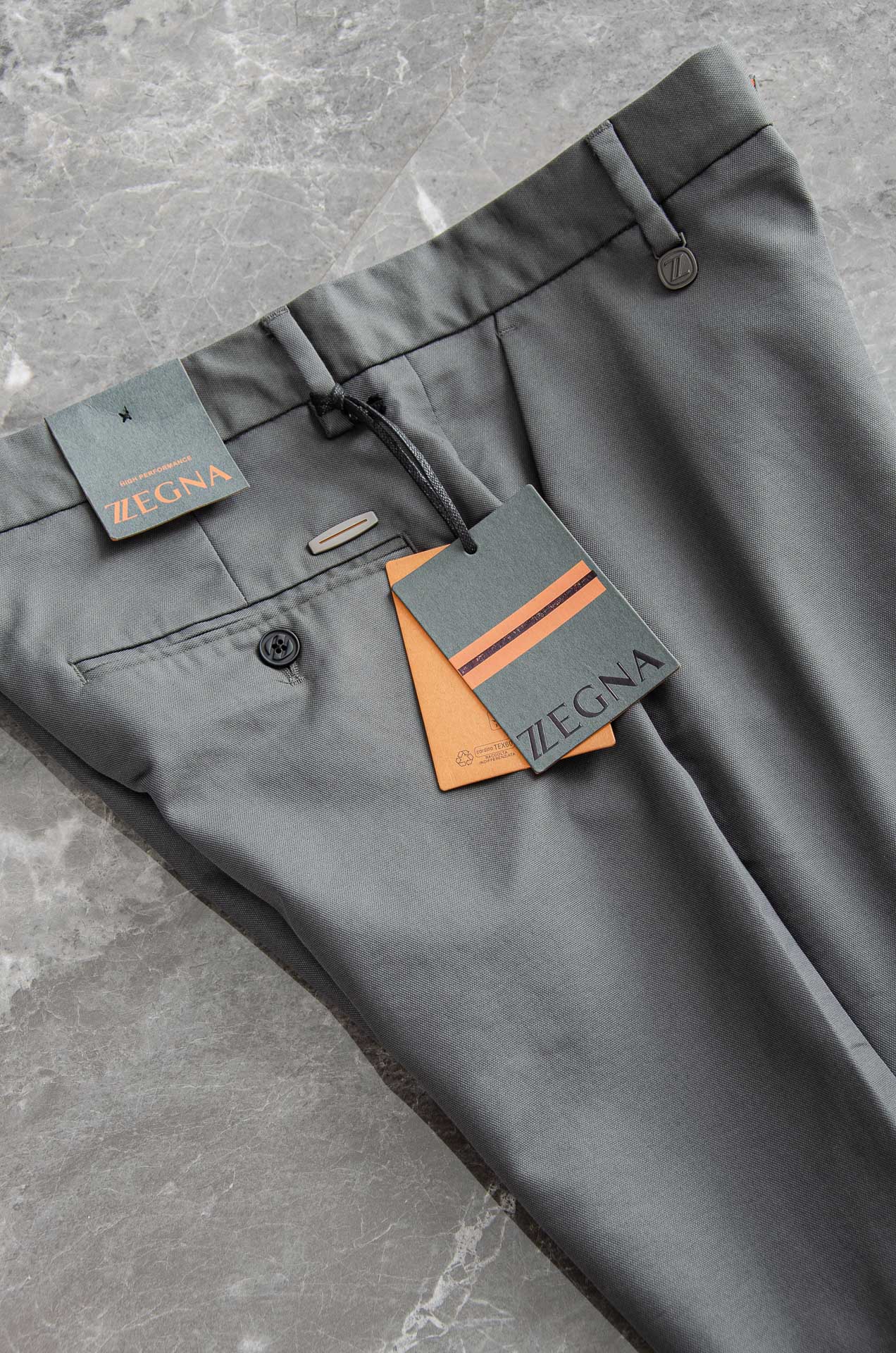 zegna杰尼亚25FW秋冬新款轻奢时尚定制休闲西裤，简洁干练的风格，精致卓越的品质男装，每款的设计点跟