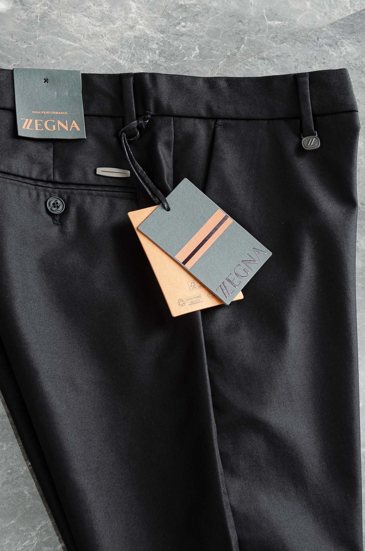 zegna杰尼亚25FW秋冬新款轻奢时尚定制休闲西裤，简洁干练的风格，精致卓越的品质男装，每款的设计点跟