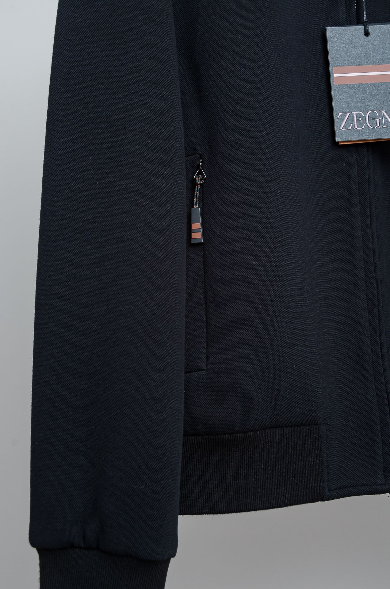 ☀️☀️杰尼#亚zegn/a 2025FW秋冬最新经典立领夹克外套#立领设计提升保暖性，还带点复古感，多