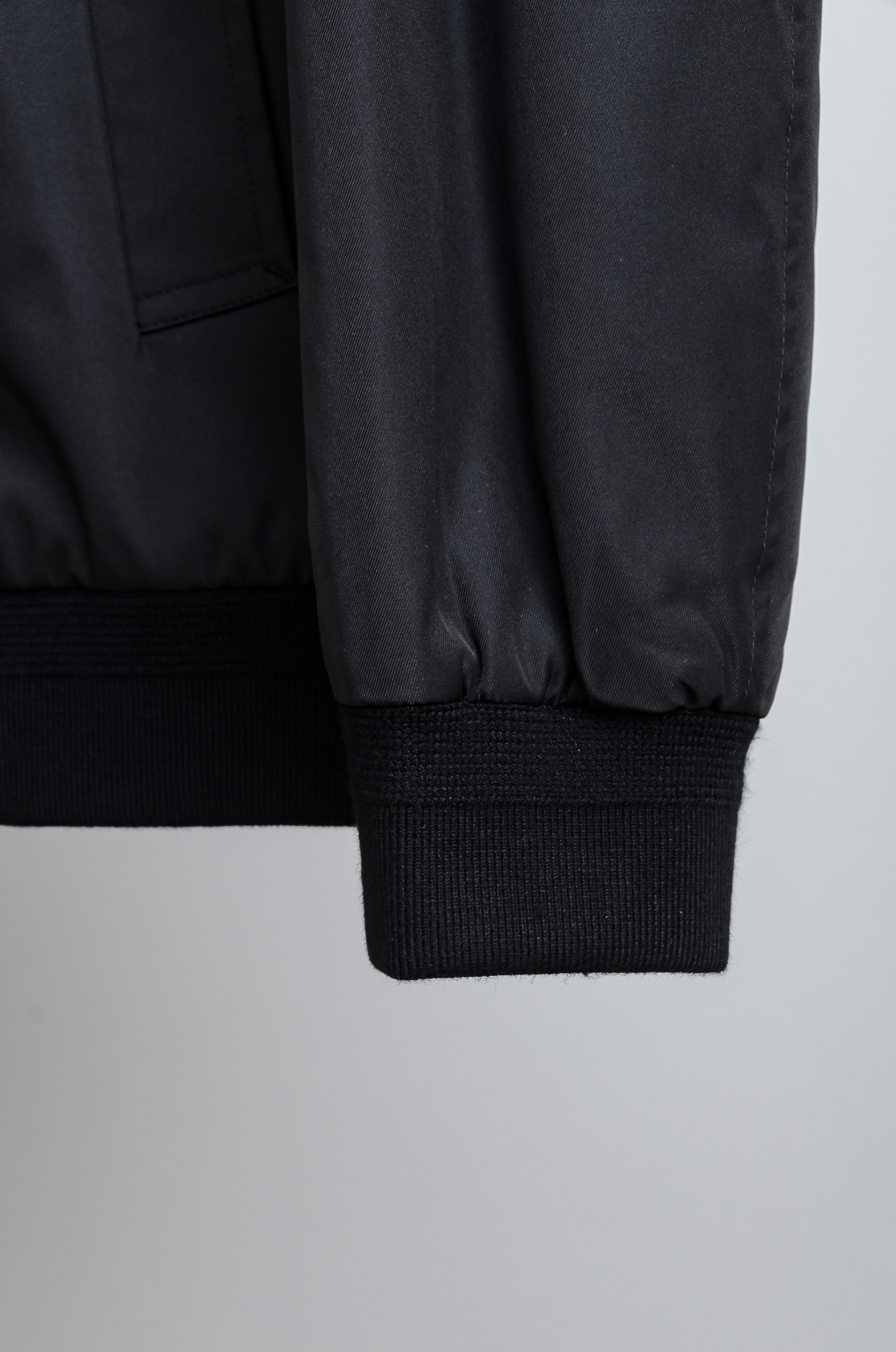 ☀️☀️25FW秋冬最新出品 棉质BUR王牌尖货， 原厂原料棉纺厂特供长绒精纺棉质混纺斜纹材质打造。内侧